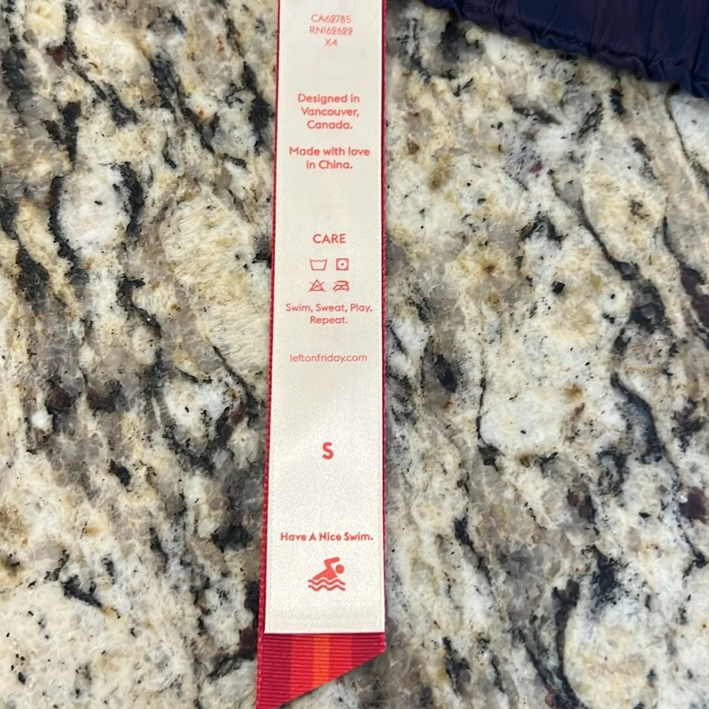 Left On Friday Day Trip Short HIGH RISE, ELASTIC WAIST, BRIEF LINER SMALL NWT - Picture 9 of 11